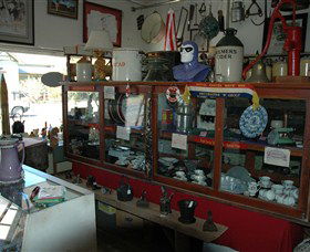 Old Codgers Antiques - Accommodation Search 1