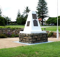 Dunwich War Memorial - Accommodation Search