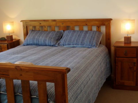 Lake Escape - Accommodation Search 0