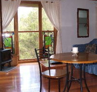 Bluegums Cabins - Accommodation Search