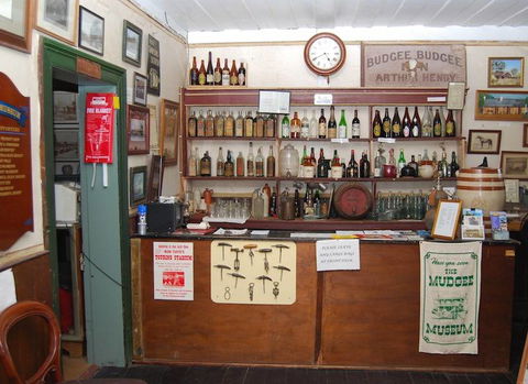 Colonial Inn Museum - Accommodation Search 3
