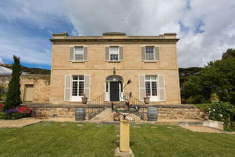 A Sommelier Guided Tour: Thursday Afternoon Wine Gin Cheese & Cocktails - Accommodation Search 16