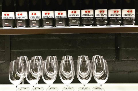 Hobart Small Group Wine Tour Saturday Afternoon: Wines, Gins & Cheeses - Accommodation Search 1