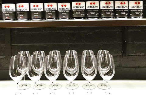 Hobart Small Group Wine Tour Sunday Afternoon: Wines, Gins & Cheeses - Accommodation Search 9