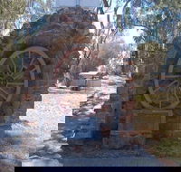Jindera Pioneer Cairn - Accommodation Search