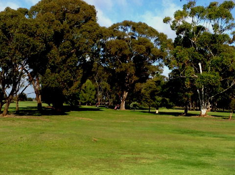 Nathalia Golf Club - Accommodation Search 2