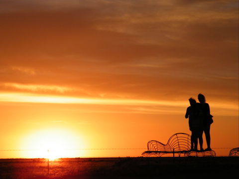 Hay Sunset Viewing Area - Accommodation Search 1