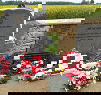 Ingham Memorial Gardens - Accommodation Search