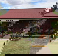 Beta Hut and Railway Memorabilia - Accommodation Search