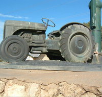 Ferguson Tractor Monument - Accommodation Search