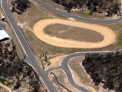 Pheasant Wood Circuit - Accommodation Search 0