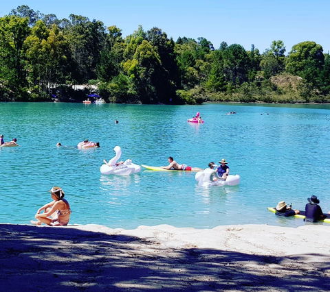 Black Diamond Lake - Accommodation Search 0
