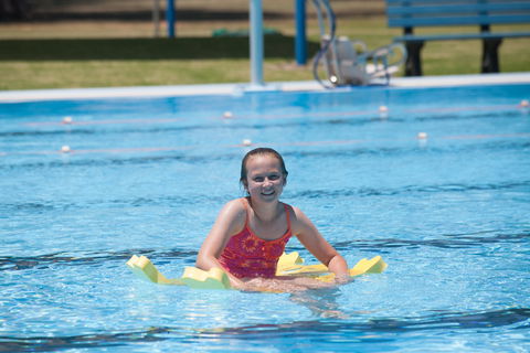 John Houston Memorial Pool: Olympic Pool Complex - Accommodation Search 1