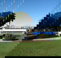 Oxley War Memorial - Accommodation Search