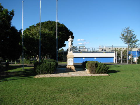 Oxley War Memorial - Accommodation Search 0