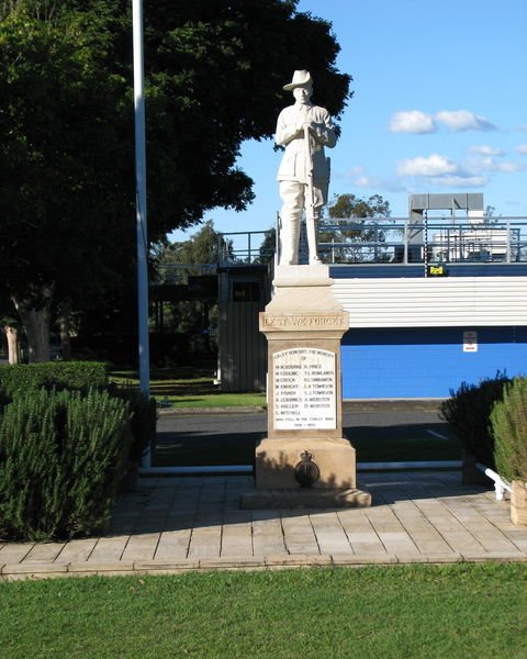 Oxley War Memorial - Accommodation Search 1