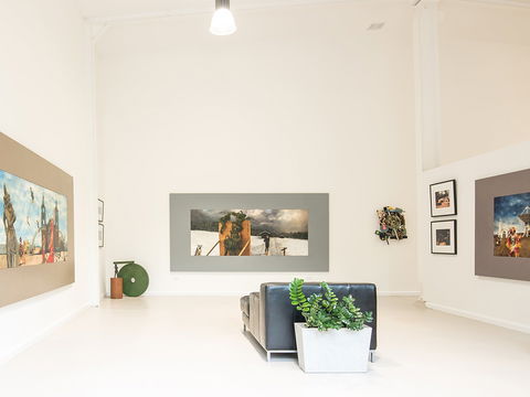 Phillips Gallery - Accommodation Search 1