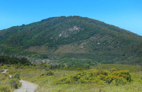 Monument Hill Walking Track - Accommodation Search 0