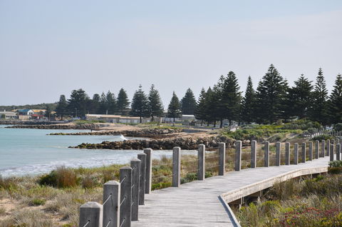 Chambers Way Walk - Accommodation Search 0