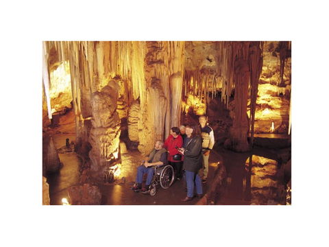 Tantanoola Caves - Accommodation Search 0