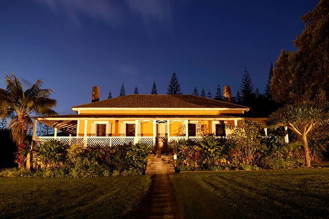 1856 The Untold Story - Accommodation Search 1