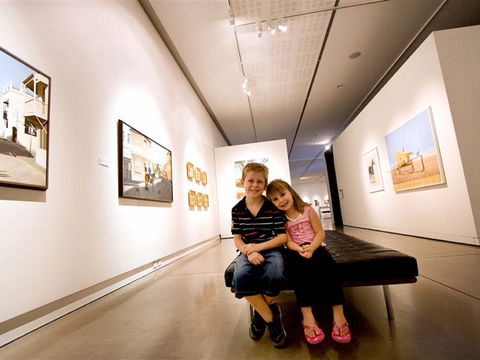 Western Plains Cultural Centre - Accommodation Search 0