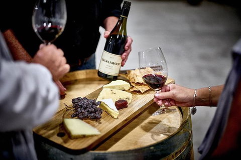 VIP Soil-To-Cellar Experience - Accommodation Search 1