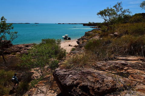 Groote Eylandt Tour: Hanging Rock Cave Paintings - Accommodation Search 5