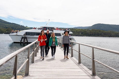 Full Day Tour Hobart: Port Arthur McHenry Gins Bangor Vineyard Wines + Oysters - Accommodation Search 18