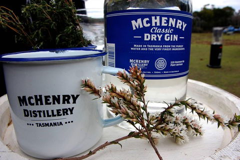 Full Day Tour Hobart: Port Arthur McHenry Gins Bangor Vineyard Wines + Oysters - Accommodation Search 3