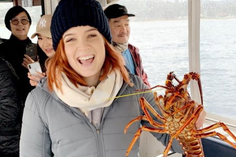 Deep-to-Dish: Tasmanian Seafood Experience - Morning Tour - Accommodation Search 14