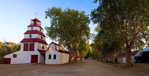 Tahbilk Winery And Wetlands Tour With Local Wine Ambassador Including Lunch, Wine Tasting And A Wine Making Class - Accommodation Search 0