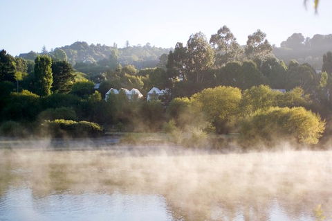 2-Day Private Daylesford & Macedon Ranges Gourmet Food Trail Tour From Melbourne - Accommodation Search 0