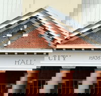 Maryborough City Hall - Accommodation Search