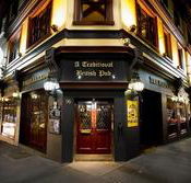 The Elephant  Wheelbarrow - Accommodation Search
