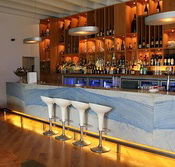 Pontoon Bar - Accommodation Search