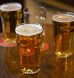 Aces Bar And Bistro - Accommodation Search 3