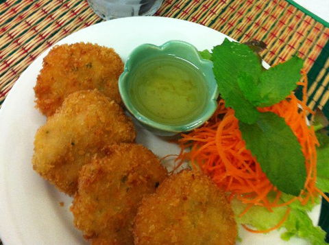 Kin Kao Thai Restaurant - Accommodation Search 3