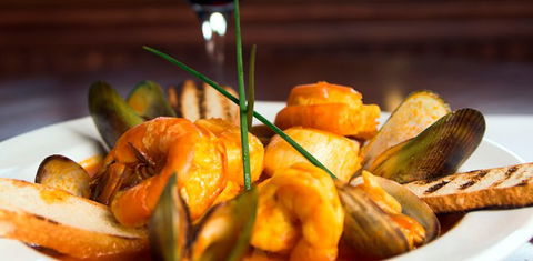 Amalfi Bistro & Wine Bar - Accommodation Search 0