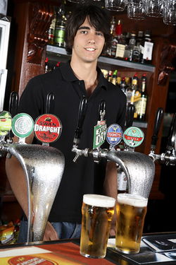 Kardinya Tavern - Accommodation Search 1