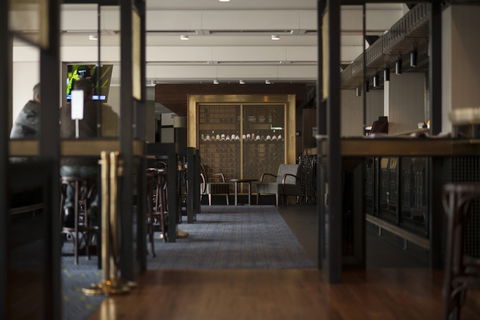 The Royal On The Waterfront - Accommodation Search 1