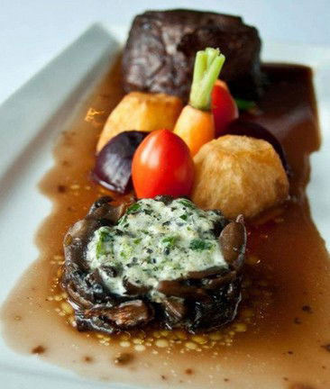 Aqua Linea Restaurant - Accommodation Search 4