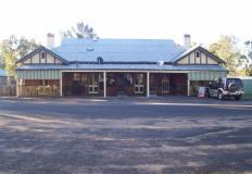 Ballimore Inn Hotel - Accommodation Search 0