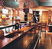 Tudor Inn Hotel - Accommodation Search