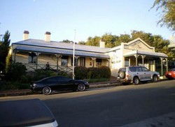 Earl Of Spencer Historic Inn - Accommodation Search 0