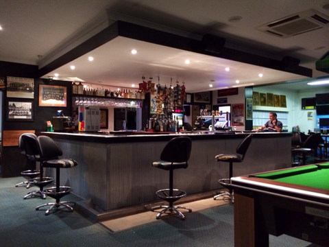 Queens Arms Hotel - Accommodation Search 4
