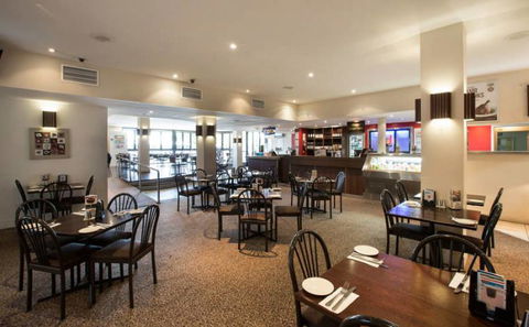 Palm Beach Hotel - Accommodation Search 1