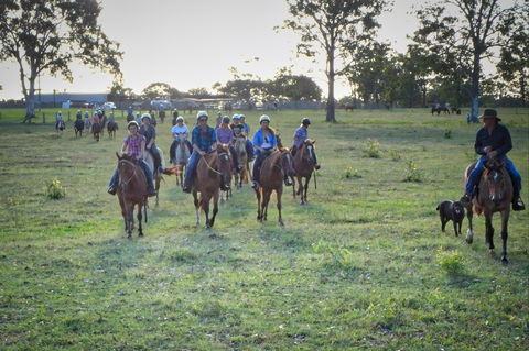 Night Horse Ride And Dinner - Accommodation Search 1