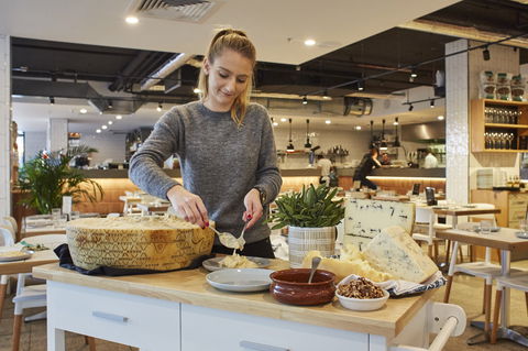 Flaming Cheese Wheel And Wine Experience: Brisbane - Accommodation Search 0