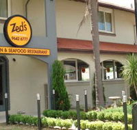 Zed's At The Inn - Accommodation Search
